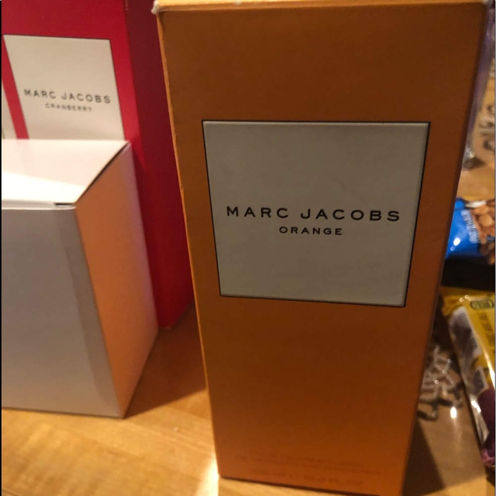 MARC JACOBS ORANGE - Picture 1 of 1